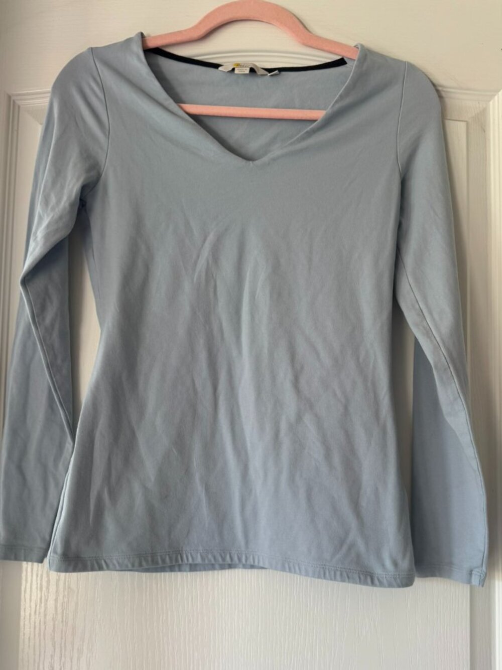 Boden V-Neck Tee
